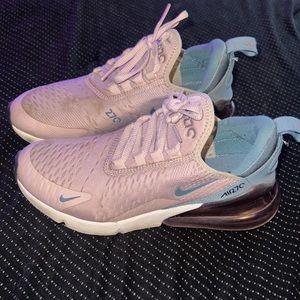 Size 6.5 Nike Air Max Used but in good condition